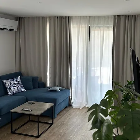 Apartment Our Lady Amfora 3*