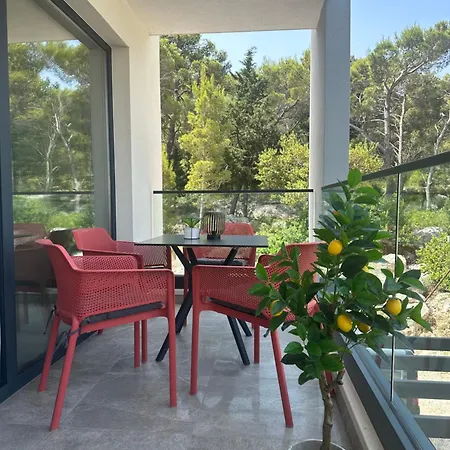 Our Lady Amfora Apartment Makarska